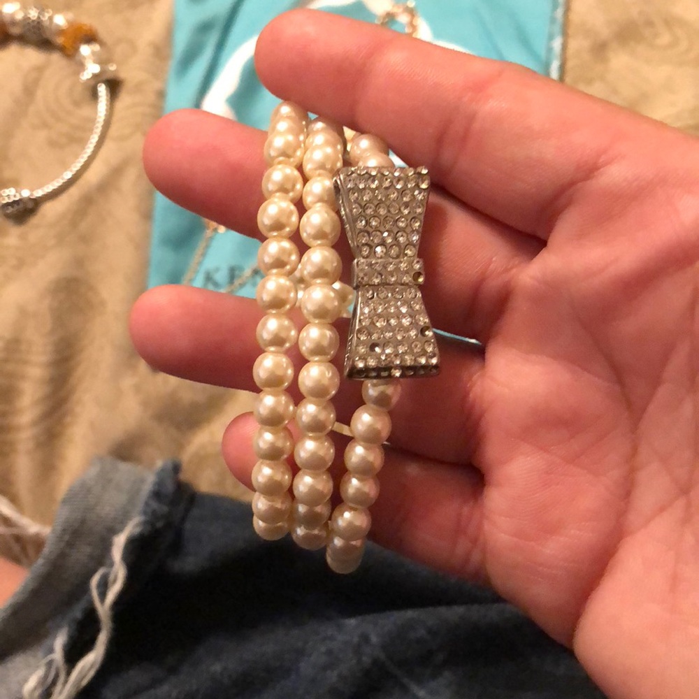 Bracelets - Picture 3 of 4